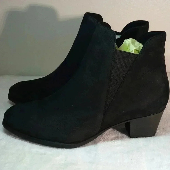 Munro Jackson heel ankle boot - Picture 1 of 6